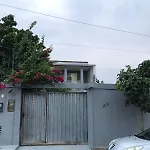 Casa Aconchegante Em Bairro Residencial